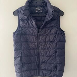 Quince Women’s Lightweight Down Feather Packable Puffer Vest Navy Blue Size M